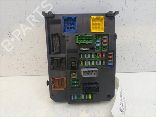 Used Fuse box Fuse box CITROËN C4 II (NC_) 1.6 HDi 90 (92 hp) 27725647 27725647