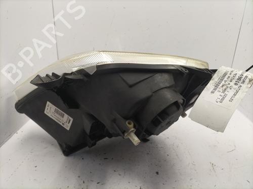 Used Right headlight Right headlight OPEL MERIVA A MPV (X03) 1.7 CDTI (E75) (100 hp) 22845159 22845159