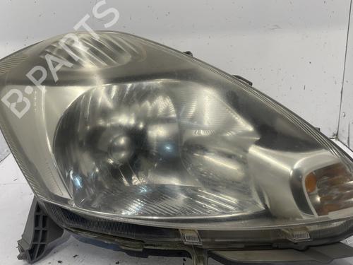Used Right headlight Right headlight DAIHATSU SIRION (M3_) 1.0 (M300) (70 hp) 22845902 22845902