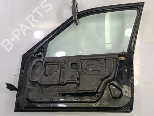 Used Right front door BMW 3 Compact (E36) 318 tds (90 hp) 22818224