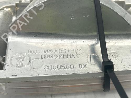 Used Right front indicator Right front indicator 38543077 38543077