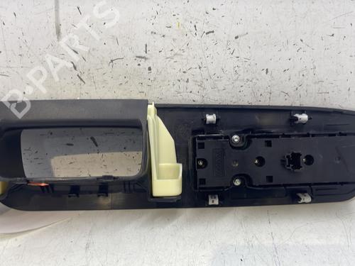 Used Left front window switch FORD ECOSPORT 1.0 EcoBoost (125 hp) 27924370