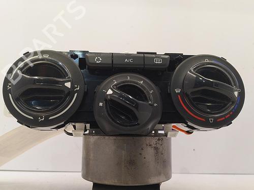 Climate control PEUGEOT 208 I (CA_, CC_) 1.2 VTI 82 | BP22827716I5 