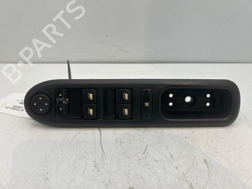 Left front window switch PEUGEOT 407 (6D_) 2.0 HDi 135 (6DRHRH, 6DRHRE, 6DRHRG, 6DRHRJ) | BP39937035I27 - Image 3