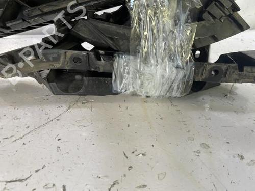Used Rear bumper bracket SEAT ARONA (KJ7, KJP) 1.6 TDI (95 hp) 22841303