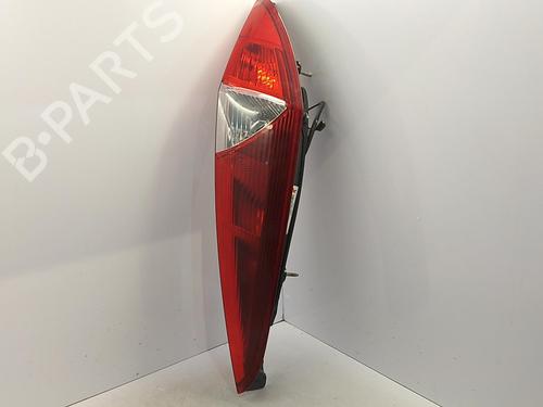 Used Left taillight Left taillight FIAT PUNTO (188_) 1.2 60 (188.030, .050, .130, .150, .230, .250) (60 hp) 22827876 22827876