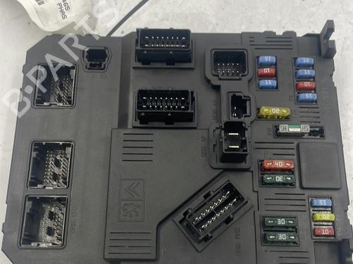 Used Fuse box Fuse box CITROËN XSARA PICASSO (N68) 1.6 HDi (109 hp) 22829600 22829600