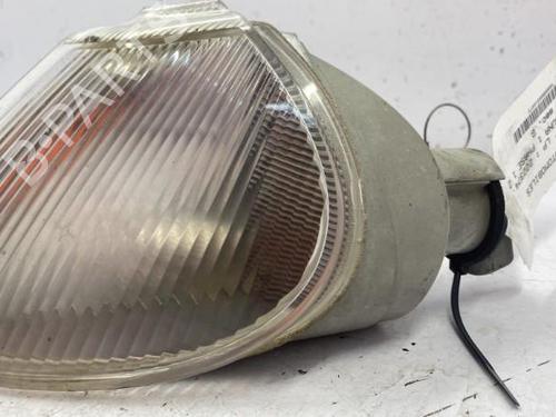 Used Left front indicator Left front indicator RENAULT LAGUNA I (B56_, 556_) 2.2 D (B56F/2) (83 hp) 22835830 22835830