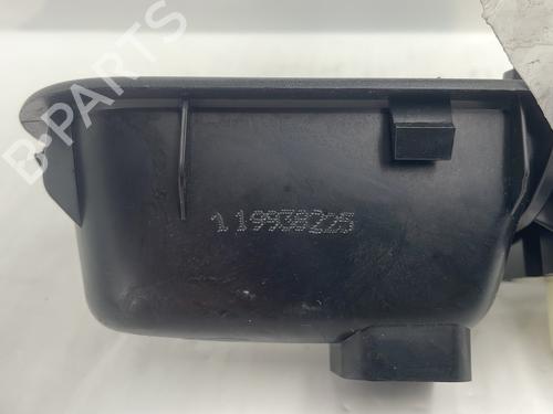 Left front window switch RENAULT TWINGO III (BCM_, BCA_) 1.0 SCe 70 (BCMB) | BP31972662I27 