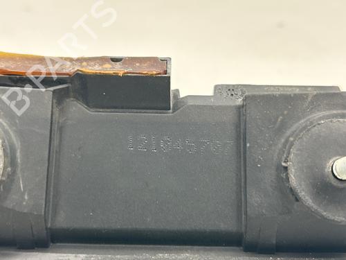 Used Switch Switch OPEL ZAFIRA / ZAFIRA FAMILY B (A05) 1.7 CDTI (M75) (125 hp) 34614892 34614892