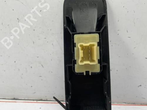 Used Right front window switch Right front window switch RENAULT CLIO IV (BH_) 0.9 TCe 90 (BHNF, BHMA, BHMH, BHJK, BHJR) (90 hp) 22839443 22839443
