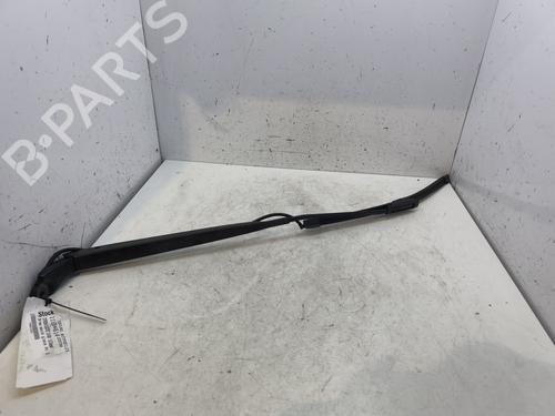 Used Front windshield wiper arm CITROËN C4 CACTUS 1.6 HDi 90 (92 hp) 28531828