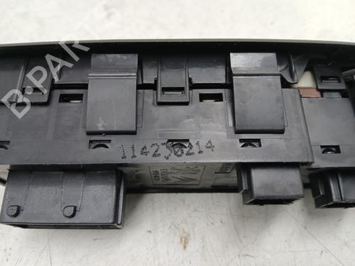 Left front window switch PEUGEOT 308 SW I (4E_, 4H_) 1.6 HDi | BP29834394I27