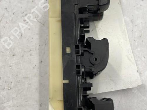 Used Switch Switch TOYOTA COROLLA Verso (_E12_) 2.0 D-4D (CDE120_, CDE120R) (90 hp) 22833145 22833145