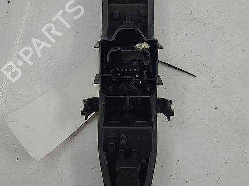 Used Lamp holder Lamp holder RENAULT SCÉNIC II (JM0/1_) 1.5 dCi (JM1E, JM16) (106 hp) 22821002 22821002