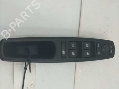 Used Left front window switch RENAULT GRAND SCÉNIC III (JZ0/1_) 1.5 dCi (JZ0B, JZ07) (106 hp) 30929163