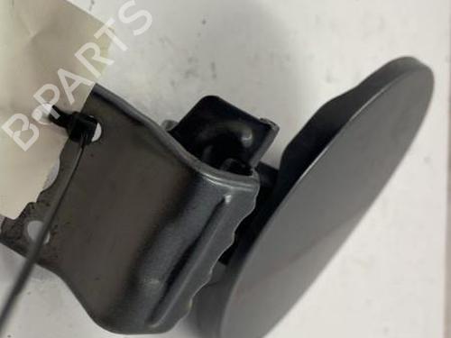 Fuel flap TOYOTA YARIS (_P9_) 1.4 D-4D (NLP90_, NLP90R) | BP22837381C131 