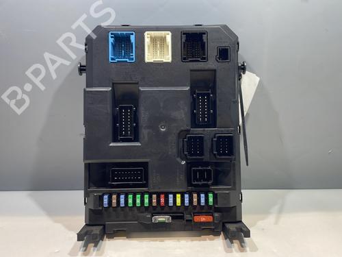 Used Fuse box DS DS 3 (SA_) 1.2 VTi 82 (SAHMZ6) (82 hp) 30709290