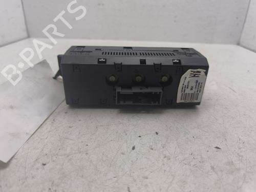 display-monitor-opel-meriva-a-mpv-x03-2003-2004-2005-2006-2007-2008-2009-2010-32228341 main image