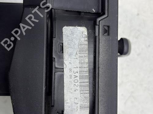 Used Headlight switch Headlight switch FORD TRANSIT Platform/Chassis (FM_ _, FN_ _) [2000-2006] 33613320 33613320