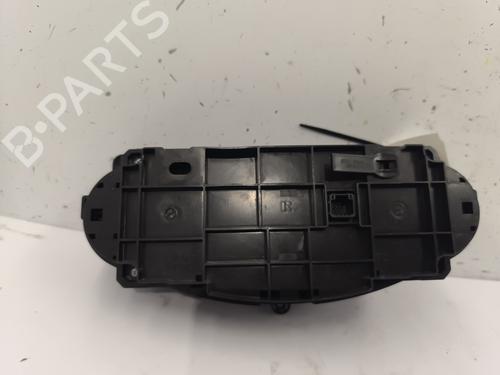 Climate control TOYOTA YARIS (_P13_) 1.5 Hybrid (NHP130_, NHP130) | BP25758234I5 