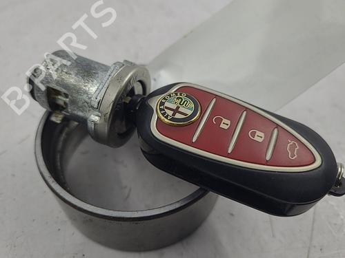 Used Ignition barrel Ignition barrel ALFA ROMEO MITO (955_) 1.3 MultiJet (955AXT1A) (84 hp) 22824218 22824218