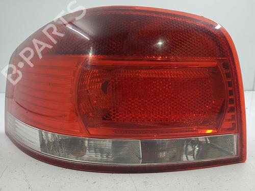 Piloto trasero izquierdo AUDI A3 (8P1) 2.0 TDI 16V (140 hp) 22824242