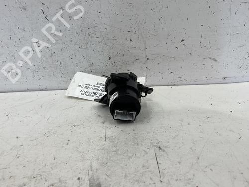 Used Switch Switch HYUNDAI TUCSON (TL, TLE) 1.7 CRDi (116 hp) 24894489 24894489