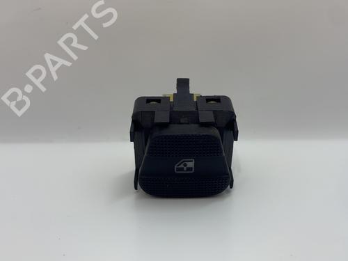 Used Right rear window switch VW GOLF III (1H1) 1.9 D (64 hp) 28718437