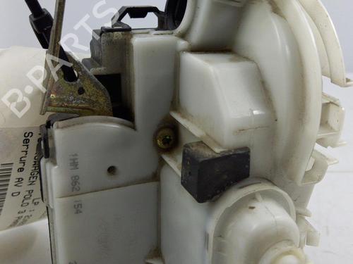 Front right lock VW POLO (6N2) 1.4 | BP22825647C97 