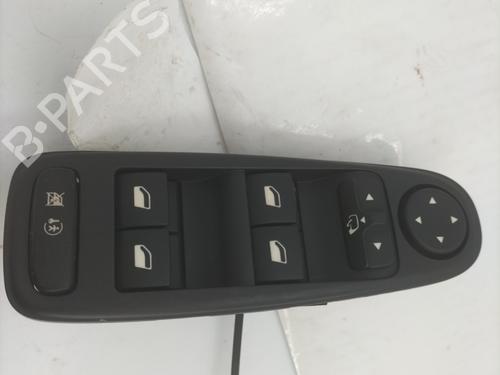 Used Left front window switch CITROËN C4 Picasso I MPV (UD_) 1.6 HDi 110 (112 hp) 30929120