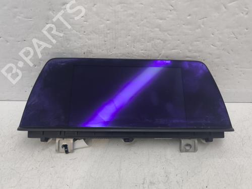 Display für BMW 1 (F21) 120 d (184 hp) 31643251