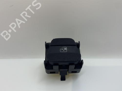 Used Right front window switch VW GOLF III (1H1) 1.9 D (64 hp) 28718438