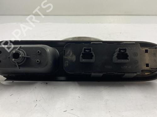 Used Switch PEUGEOT 407 (6D_) 1.6 HDi 110 (6D9HZC, 6D9HYC) (109 hp) 22817698