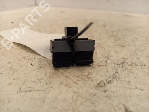 Used Switch Switch VW POLO IV (9N_, 9A_) 1.2 12V (64 hp) 24886566 24886566