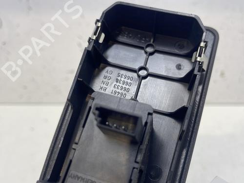 Right front window switch BMW 1 (E87) 118 d | BP26895678I26 - Image 2