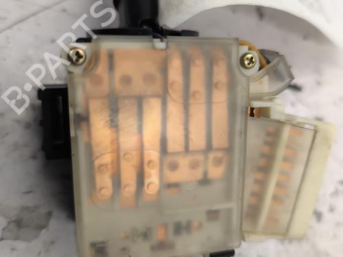 Used Switch Switch TOYOTA YARIS (_P1_) 1.4 D-4D (NLP10_, NLP10R) (75 hp) 25700649 25700649