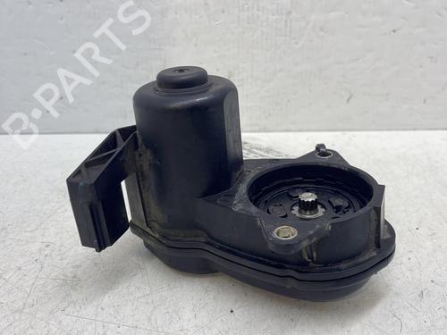 electric-handbrake-renault-kadjar-ha_-hl_-2015-31857233 main image