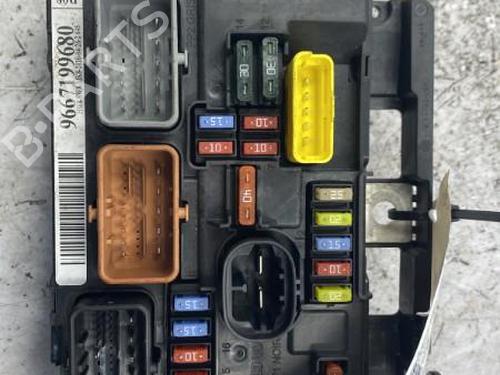 Used Fuse box Fuse box PEUGEOT 207 (WA_, WC_) 1.4 HDi (68 hp) 22832881 22832881