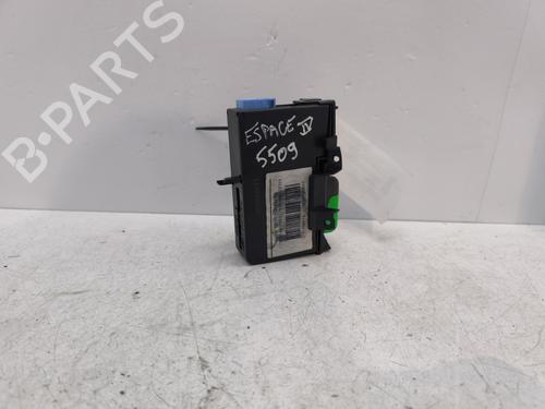 Used Card reader RENAULT ESPACE IV (JK0/1_) 2.2 dCi (JK0H) (150 hp) 30162569