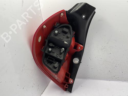 Used Right taillight Right taillight RENAULT CLIO III (BR0/1, CR0/1) 1.5 dCi (BR17, CR17) (86 hp) 22844510 22844510
