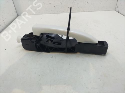 Venstre bagtil udvendigt håndtag RENAULT CAPTUR II (HF_) TCe 130 (HFMF) (131 hp) 27598658
