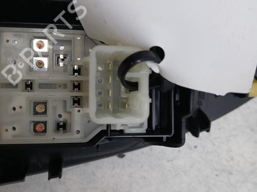 Left front window switch CITROËN C1 II (PA_, PS_) 1.0 VTi 72 | BP32281129I27