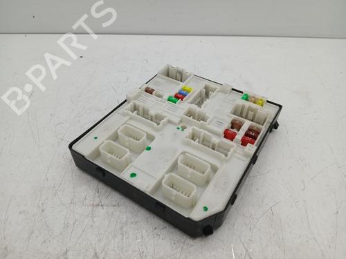 Used Fuse box Fuse box RENAULT MASTER III Van (FV) 2.3 dCi 125 FWD (FV0C, FV0D, FV0G, FV0H, FV0J, FV0K,... (125 hp) 40609413 40609413