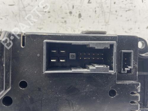 climate-control-mercedes-benz-c-class-w203-2000-2001-2002-2003-2004-2005-2006-2007-25147059 main image