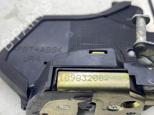 Rear right lock TOYOTA AVENSIS (_T25_) 2.0 D-4D (CDT250_, CDT250R) | BP28823925C99 