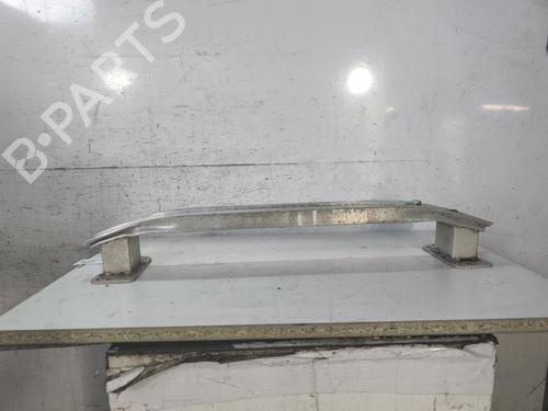 Used Front bumper reinforcement FIAT 500L (351_, 352_) 0.9 Natural Power (199LYC1B) (86 hp) 27665146