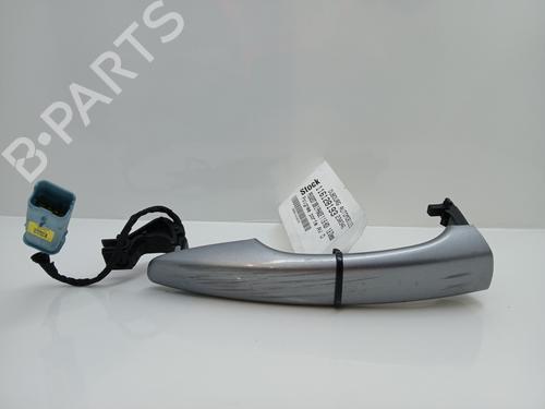 Used Front right exterior door handle PEUGEOT 308 II (LB_, LP_, LW_, LH_, L3_) 1.6 BlueHDi 120 (120 hp) 30647595