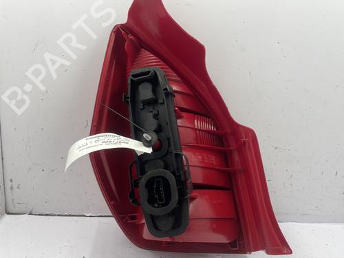 Used Right taillight Right taillight 22846038 22846038