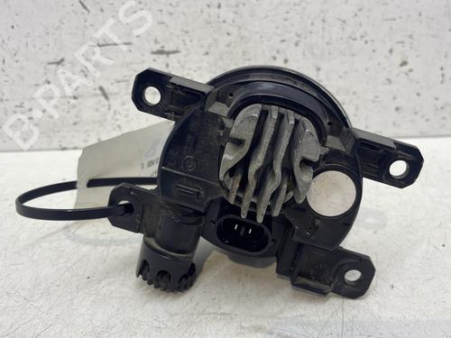 Used Right front fog light Right front fog light PEUGEOT 308 SW II (LC_, LJ_, LR_, LX_, L4_) 1.5 BlueHDi 130 (131 hp) 28824175 28824175